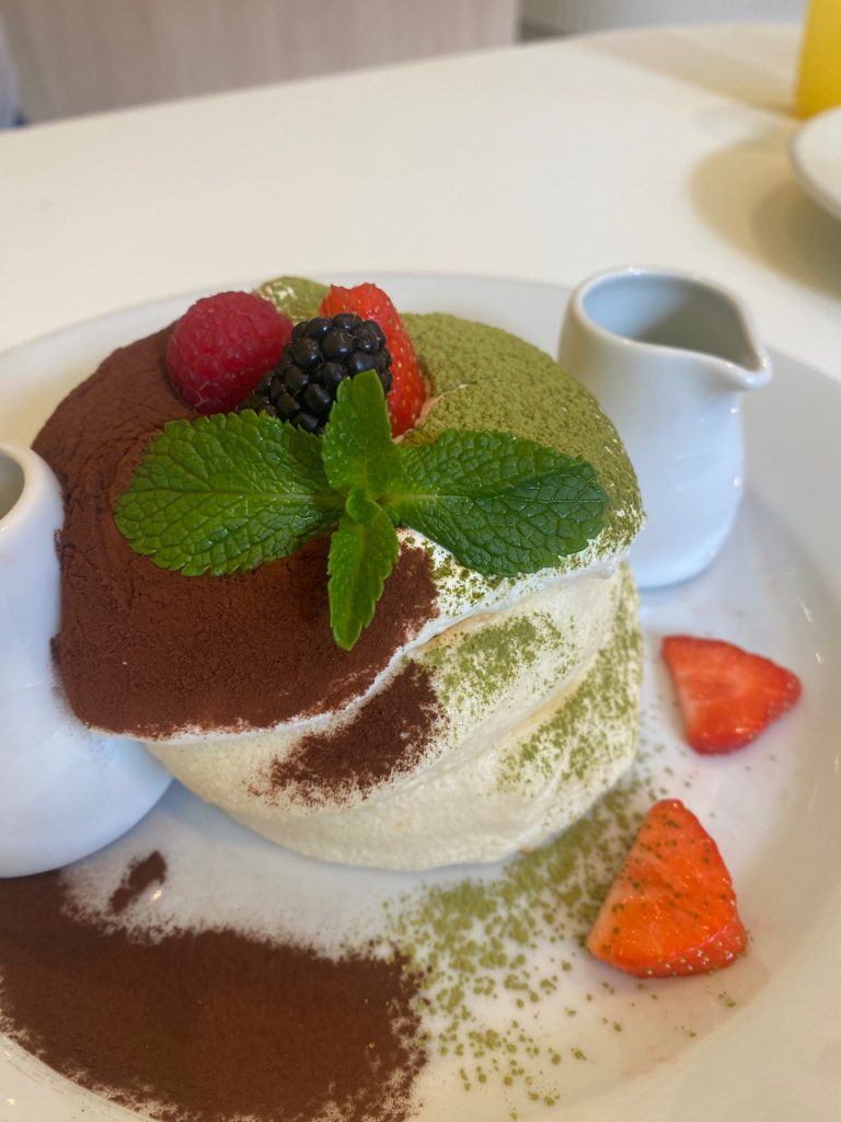 Matcha and tiramisu pancakes.