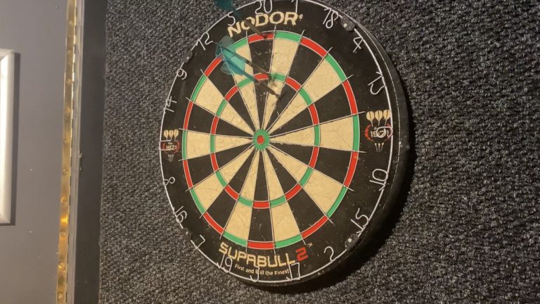 Darts board, Headingley
