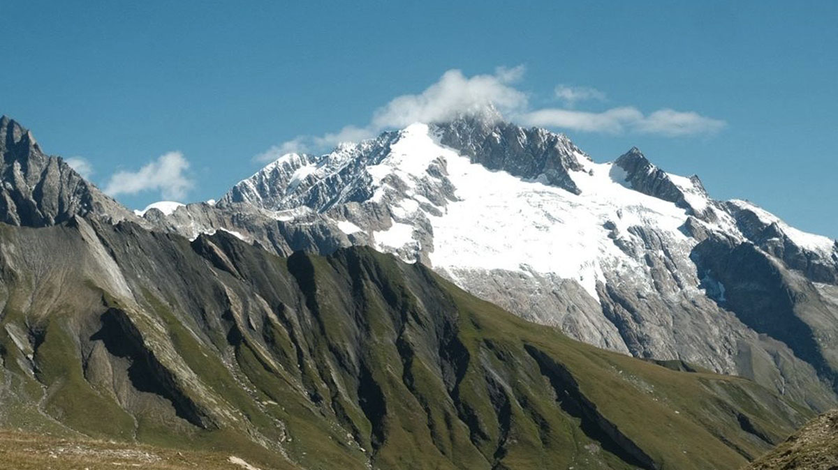 Snowy mountains in the Alps