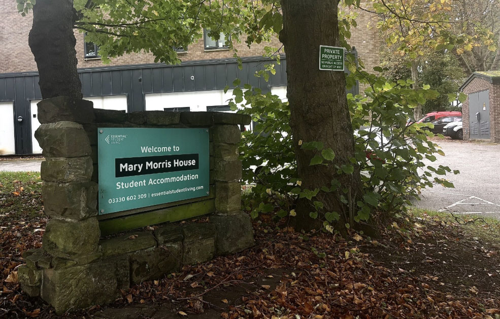 Mary Morris House, Headingley, enterance sign