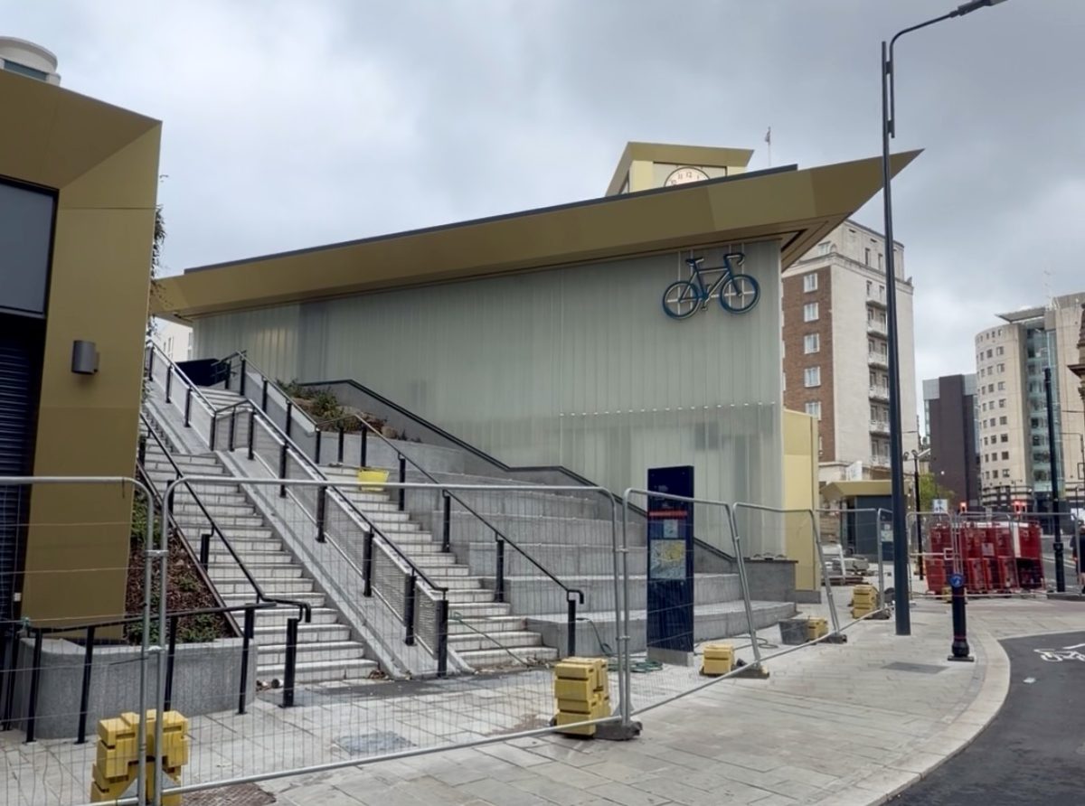 Sustainable Travel Gateway at Leeds Station